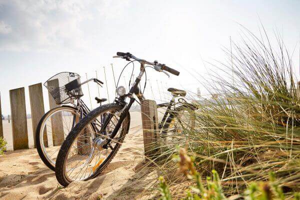 Öffentliche Verkehrsmittel und Parken